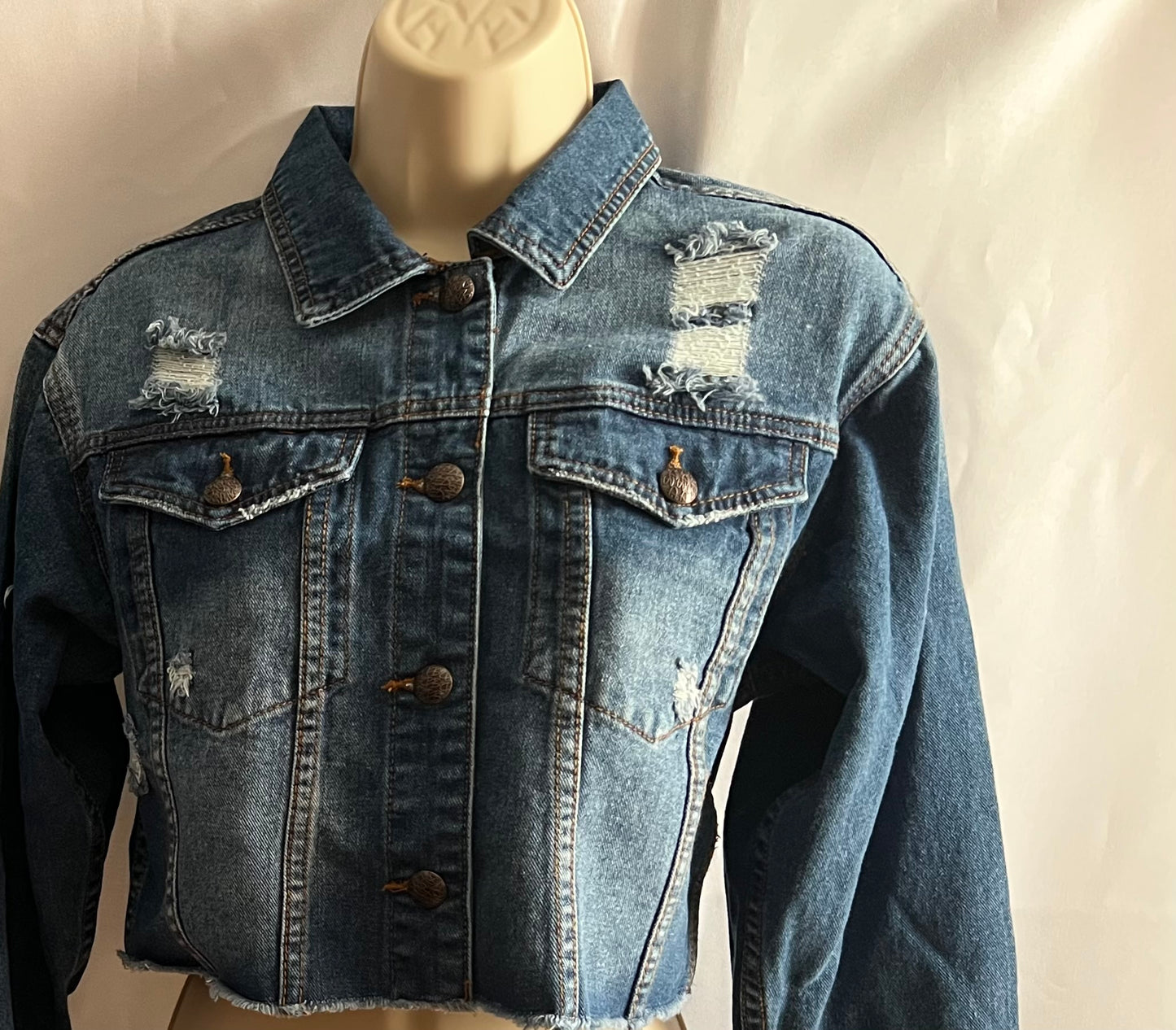 Crop denim jacket