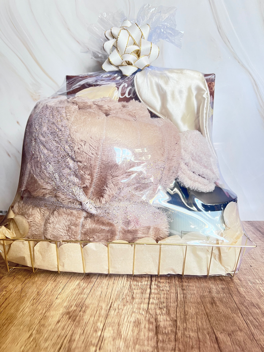 Winter Glow Gift Basket